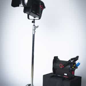 Rayzr 7 200 Bi-Color 7Inch LED Fresnel Licht Premium